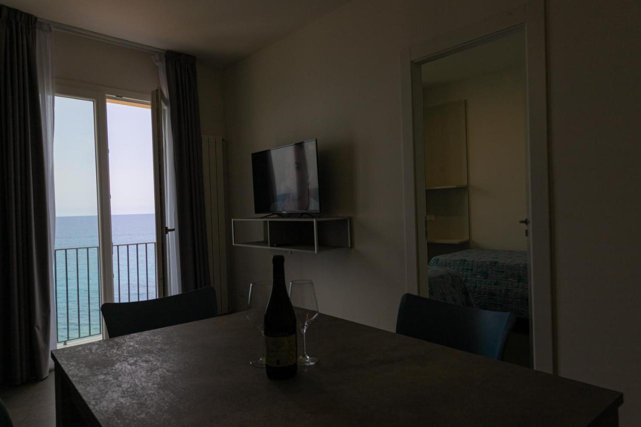 Suite Bordonaro Luxury Apartments Чефалу Экстерьер фото
